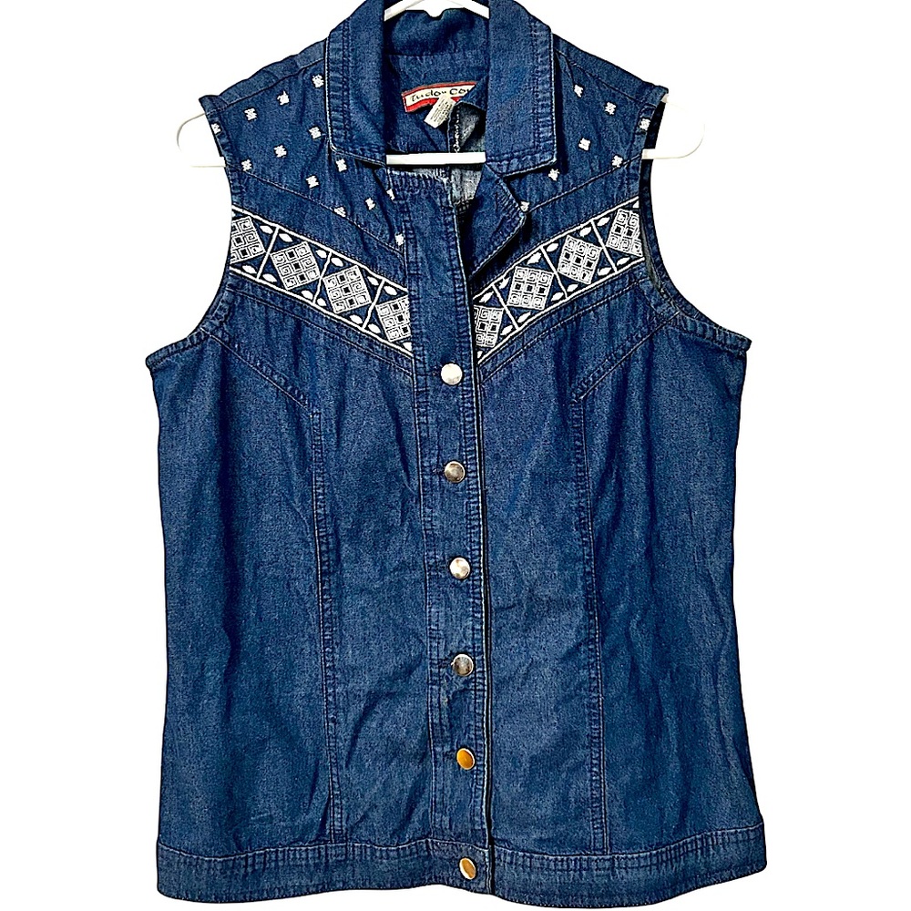 Vintage Tudor Court Embroidered Denim Jack Women’s Size Medium